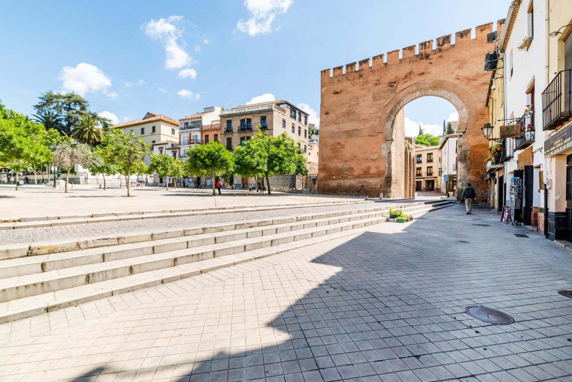 Wekey Homes Granada, Elvira Suites Centro Eksteriør bilde